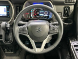 【純正革巻きステアリング】上質な革を使用することで、手にしっかり馴染みとても運転しやすいハンドルです♪