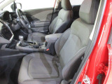 中古車は1台として同じコンディションのものは存在しないため、安心しておクルマをお選びいただけるよう、信頼のおける第三者機関が基準に従い、車両の品質と状態をチェックしています。