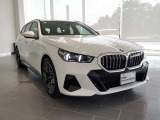 初めて輸入車を検討される方、輸入車に興味はあるけれどメンテナンスなど不安や質問がたくさんある方、是非一度当社にお出かけ下さい。一つ一つご質問に丁寧にお答えさせていただきます。お気軽にお声かけ下さい。
