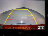 バックガイドモニター搭載で、駐車もラクラク安心です!