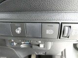 寒い時期ステアリングヒータースイッチ ONでハンドルを温めて手のひらから暖かくしてくれるので快適にドライブできます。