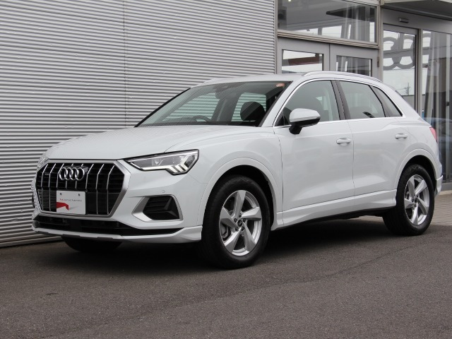 Q3 40 TDI クワトロ アドバンスト ディーゼル 4WD 