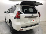 納車前にしっかり点検してお渡ししております。全店舗サービス工場も併設しております。納車後も安心してお任せ下さい。