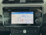 【日産オリジナルナビゲーション】ナビには充電スポットも表示されるので、安心して運転できます。
