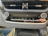 オートエアコンなので、お好みの温度に設定するだけで車内を快適空間にしてくれます。