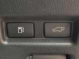 【パワーバックドア】スマートキーや運転席のボタンを押すだけでリアゲートが自動で開閉します!荷物を持っている時や、高い位置にあるバックドアを閉める際に便利な機能です♪
