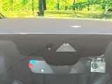 【i-ACTIVESENSE】走行中に前方の車両等を認識し、衝突しそうな時は警報とブレーキで衝突回避と被害軽減をアシスト。より安全にドライブをお楽しみいただけます。