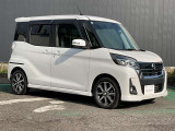 1年間走行無制限保証。バッテリーも保証対象。全国3000ヵ所の日産サービス工場で保証整備が可能です。有料で最長3年間のワイド保証プレミアムもございます。(詳しくは当店スタッフまでお尋ね下さい。)