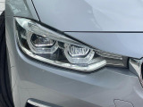 ●LEDヘッドライト:夜間走行時も良好な視界を確保し安心して運転できる高輝度LEDヘッドライトを装備!点灯速度が早く、消費電力も抑えられています。