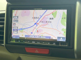【ナビゲーション】使いやすいナビで目的地までしっかり案内してくれます。各種オーディオ再生機能も充実しており、お車の運転がさらに楽しくなります!!