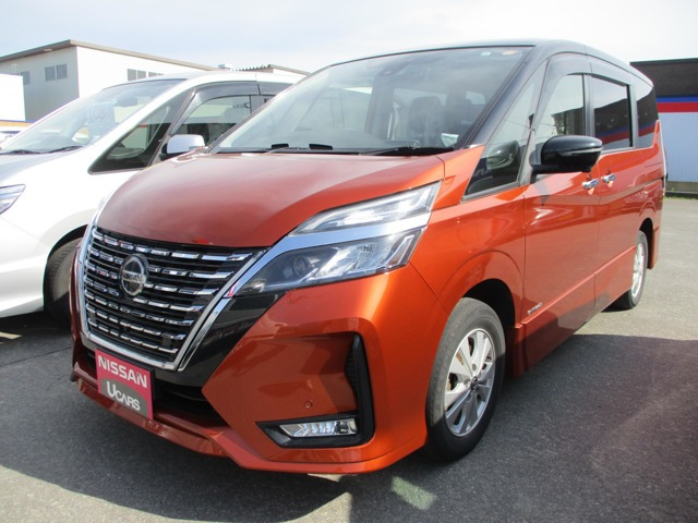 セレナ 2.0 ハイウェイスターV 4WD