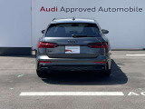 Audi 認定中古車は、高度な訓練、教育を受けたAudi専門のテクニシャンが、100項目にもおよぶ精密な点検を実施いたします。