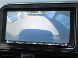 バックガイドモニターで、後方を確認しながら安心して駐車することができます。運転初心者も熟練者も必須の機能ですよ!