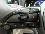 ステアリングスイッチで車両情報を切り替えて必要な情報を確認したりできます。