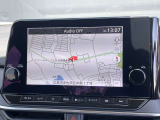 大画面のナビで知らない土地へのお出かけも安心☆bluetoothオーディオやApple CarPlay、Android Autoにも対応しています♪