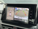 ◆◆◆まるで真上から見ているかのように見えますアラウンドビューモニターです。駐車が苦手な方でもこれでらくらく駐車できますよ。
