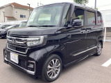 車名の由来:N-BOXの「N」は「New」「Nippon」「Norimono(乗り物)」「Next」のそれぞれの頭文字も含め「これからの新しい日本の乗り物を創造する」という意味合いを込めている。
