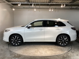 走行シーンに合わせて、EV・ハイブリッド・エンジンの3つのモードを自動で切り替えるので、街乗りから高速走行までスムーズなドライブを楽しめますよ!