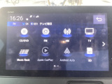 ナビゲーションはギャザズ9インチメモリーナビ(LXU-242NBi)が装着されております。AM、FM、CD、DVD再生、音楽録音再生、フルセグTV、Bluetoothがご使用いただけます。