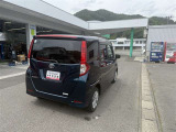 コンパクトカーなので狭い道もゆとりをもって運転できます