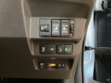 ETC付。高速道路の料金所はキャッシュレスで通過です。ご納車後すぐにお使い頂けるようセットアップしてのお渡しとなります。両側電動スライドドア等のスイッチも配置。
