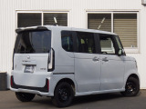 N-BOXカスタム  カスタム 660 4WD