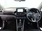 見通しのよいすっきりとした視界で、誰でも運転しやすいです。運転のしやすさは疲れにくさにも繋がりますよ♪