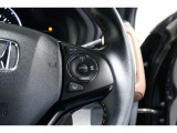 Hondaセンシングの機能のひとつ、アダプティブクルーズコントロール付!アクセルから足を離しても設定したスピードと前車との車間を保ち走行してくれます!車線維持もアシスト☆高速道路で疲労軽減ですね☆