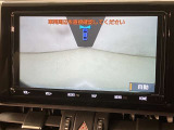 いまや必須装備「ナビゲーション」搭載!知らない場所にスイスイッとドライブ。もう、これなしではハンドルを握れませんね!でも運転中の操作は危険ですのでご注意ですね☆