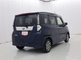広々とした車内空間に優れた燃費性能。更にデザインも上質で人気のお車です!