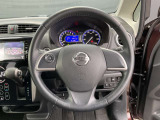 運転席まわりの画像です。