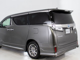 ★展示前点検実施★特殊な機材も用いて、全車点検を実施しております!