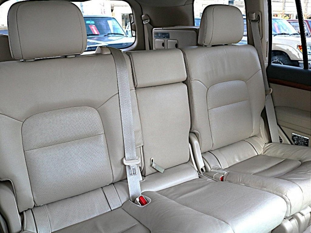 トヨタ ランドクルーザー200 4.6 ZX 4WD の中古車詳細 (111,000km