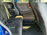 運転席側後部座席からのお写真です。