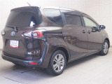 走りにこだわりながら収納力も持ち合わせたお車です。荷物を載せて軽快なドライブを楽しめますよ♪