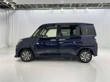 両側パワースライドドア付きだから、狭い駐車スペースなどでの 乗り降りラクラク!小さなお子さまのいるご家庭には嬉しい装備。