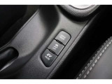 低燃費で経済的なだけでなくモーター走行時の静穏性もハイブリッド車の魅力の一つです。