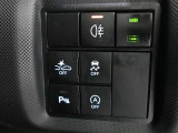 安全運転を支援する機能が付いてます。詳しくは店舗スタッフまでお尋ね下さい。