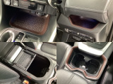 収納スペースや、ドリンクホルダーもついています。長距離ドライブで活躍する必需品ですね♪