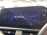 【12.3インチワイドナビ】高級感とインパクトのある大型ワイドナビを装備。各種オーディオ操作はもちろん、横長ワイド画面でのマップ2分割表示など、利便性も高いナビです♪