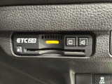 いまや快適なカーライフに欠かせないETCが付いています。
