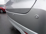バックソナー装備でバックでの駐車も安心です