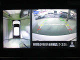 アラウンドビューモニターが駐車をアシスト☆4つの高解像度カメラで車の周囲を撮影。ミニバン、SUVなどの死角の駐停車も驚く程楽です!バックカメラは、車庫入れの時は勿論、後方の安全確認もできて安心です♪