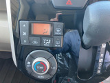 オートエアコン付きなので車内も快適