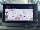 ナビゲーションは9インチホンダコネクトナビ(LXU-242NBi)が装着されております。AM、FM、CD、DVD再生、USB、音楽録音再生、フルセグTV、Bluetoothがご使用いただけます。