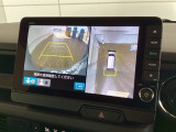 全方位モニターがついています! 車の周囲を360&deg;安全確認できるので、普段の駐車はもちろんの事、縦列駐車や幅寄せの際にも活躍してくれますよ。