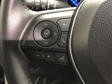 【ステアリングスイッチ】左です。ハンドルから手を離さず、運転に集中したまま手元でオーディオ操作等ができます。