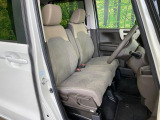 運転席シート廻りは使用感も少なく、良好な状態となっています。丁寧に使われていたことがよくわかりますね。