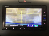 バックカメラの画像です。ガイドラインがスムースな車庫入れをサポートいたします。車庫入れの安心感がアップしますね。