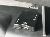 ETC車載器のお写真です。高速道路など、有料道路を通過する際には大変便利な装備ですね♪